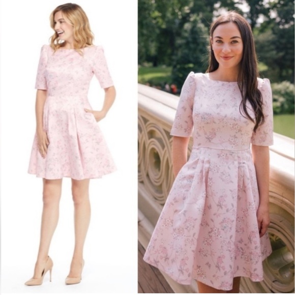 Gal Meets Glam Dresses & Skirts - NWT Gal Meets Glam Mary Dress - 8